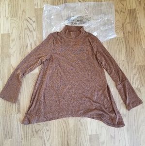 Rusty mock turtleneck